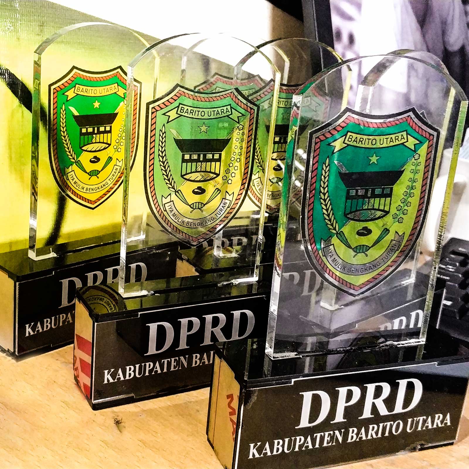Plakat Akrilik Stiker